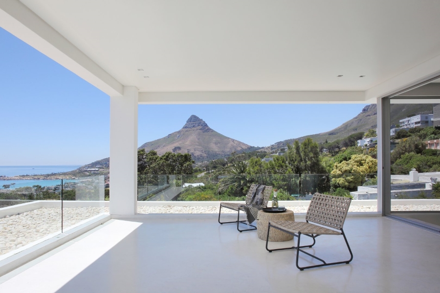To Let 8 Bedroom Property for Rent in Bakoven Western Cape